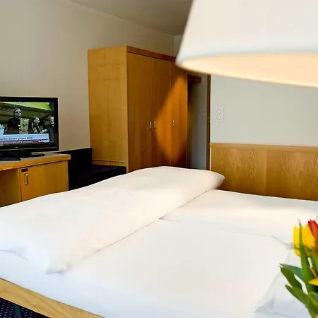 Cresta Sun Hotel 4*