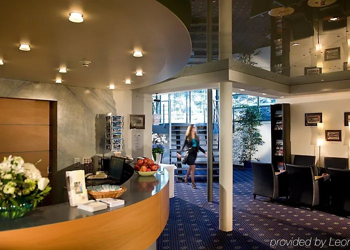 Cresta Sun Готель